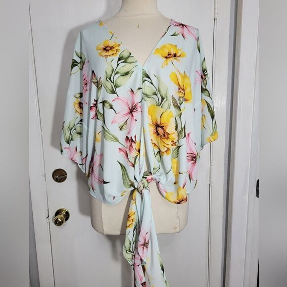Forever 21 floral front tie blouse sz 0x - Picture 3 of 8